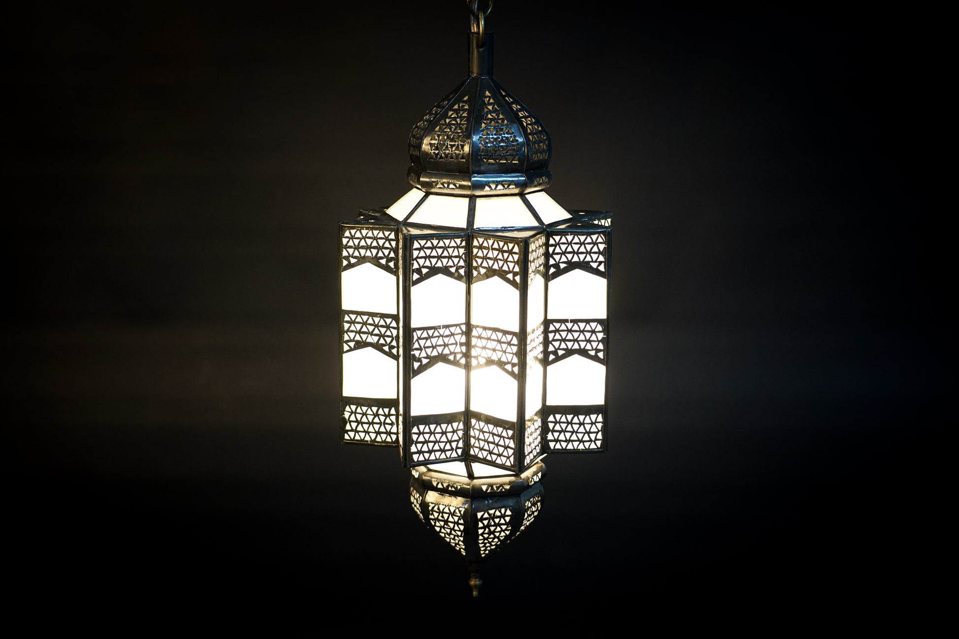 Lanterne marocaine, suspension marocaine