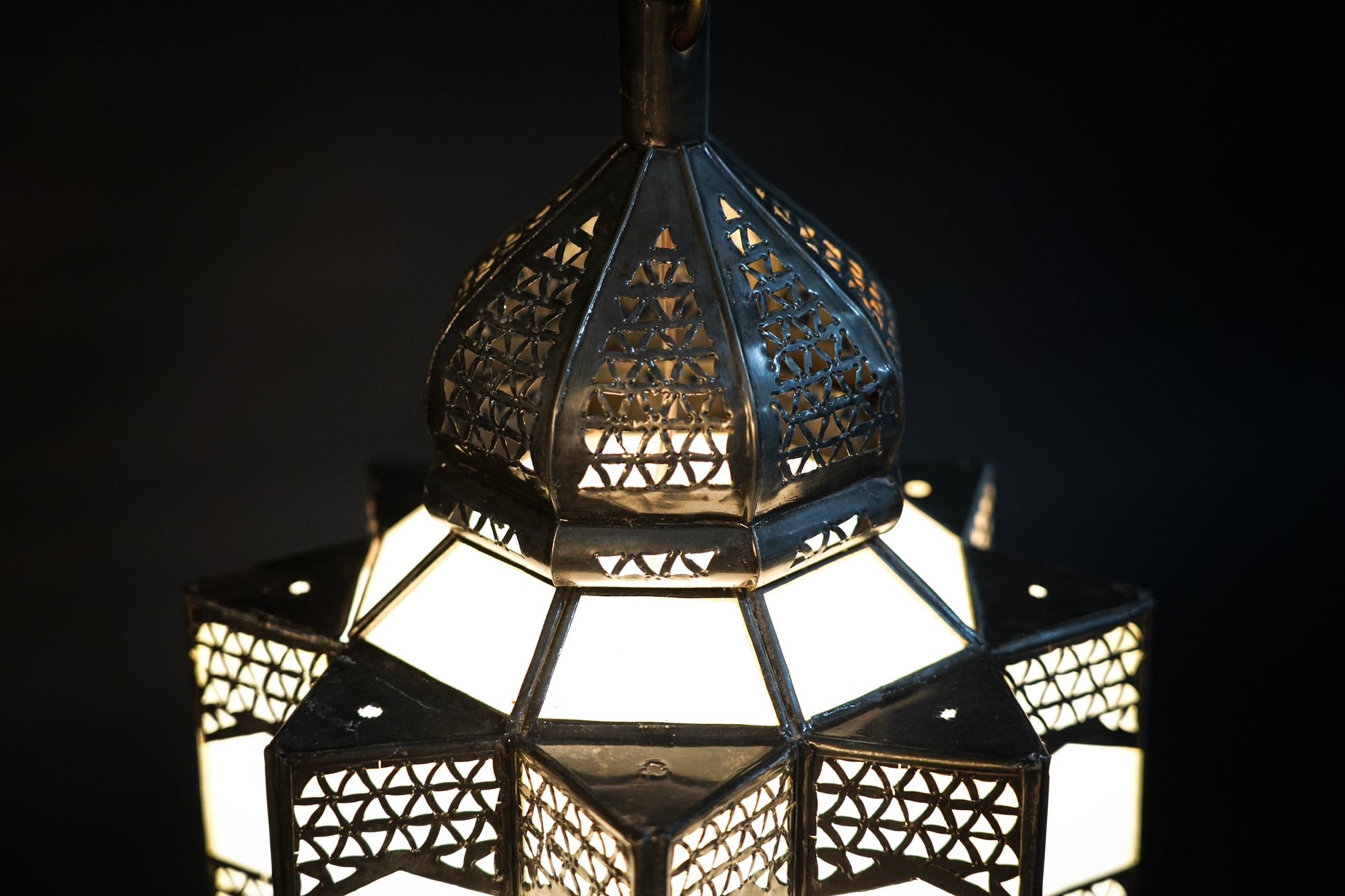 Lanterne marocaine, suspension marocaine