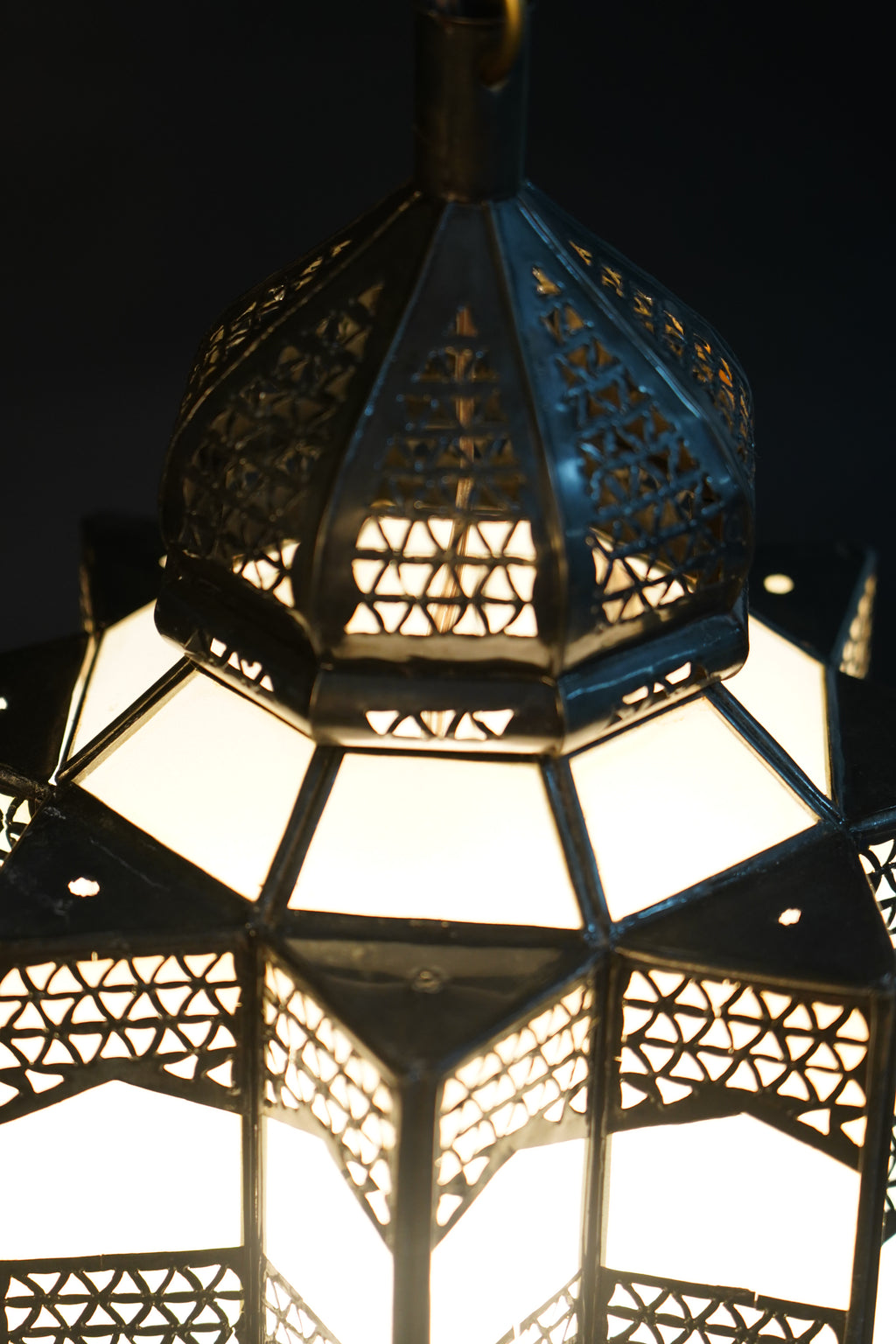 Lanterne marocaine, suspension marocaine