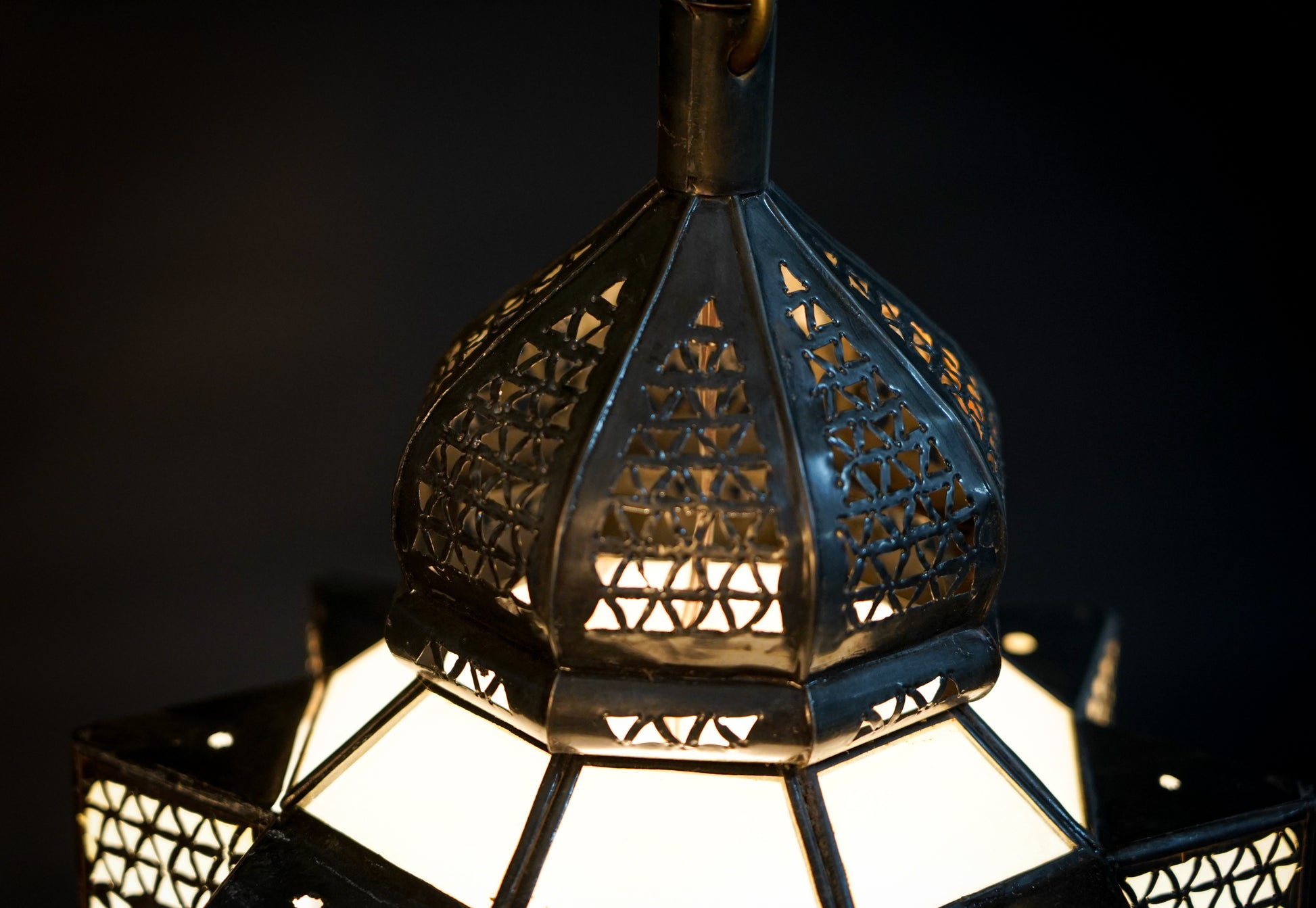 Lanterne marocaine, suspension marocaine