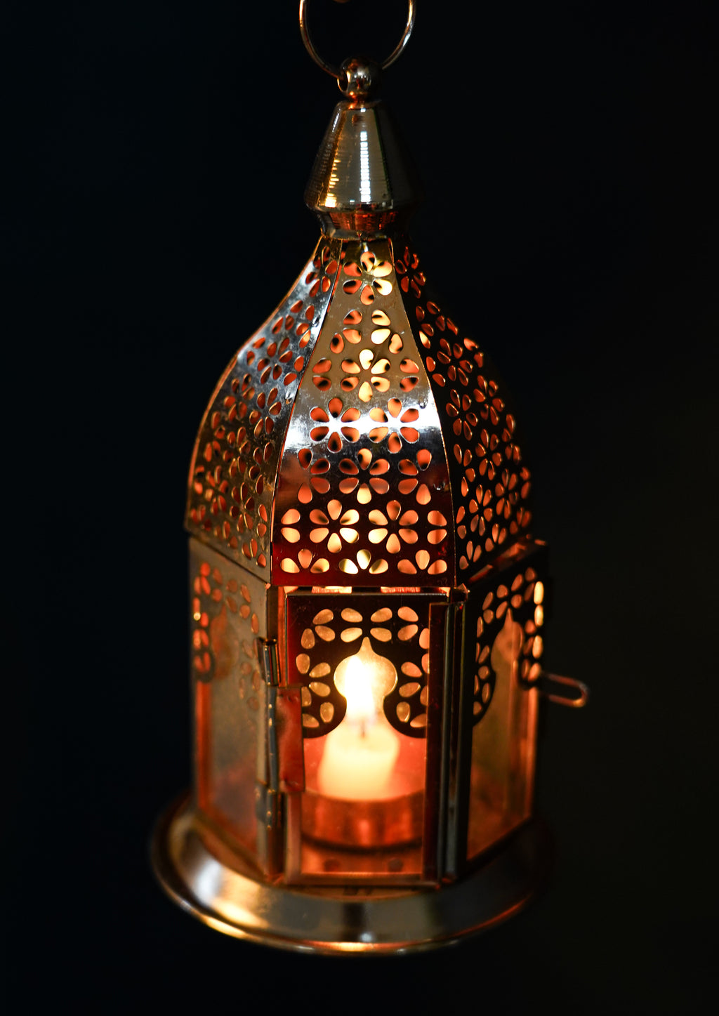 Moroccan Metal Lantern – Antique Gold Tealight Candle Holder for Eid & Ramadan Décor