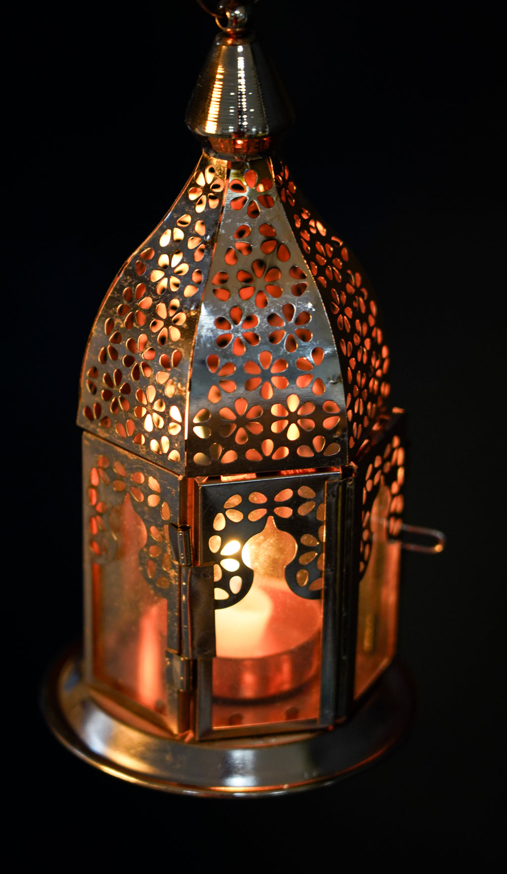 Moroccan Metal Lantern – Antique Gold Tealight Candle Holder for Eid & Ramadan Décor