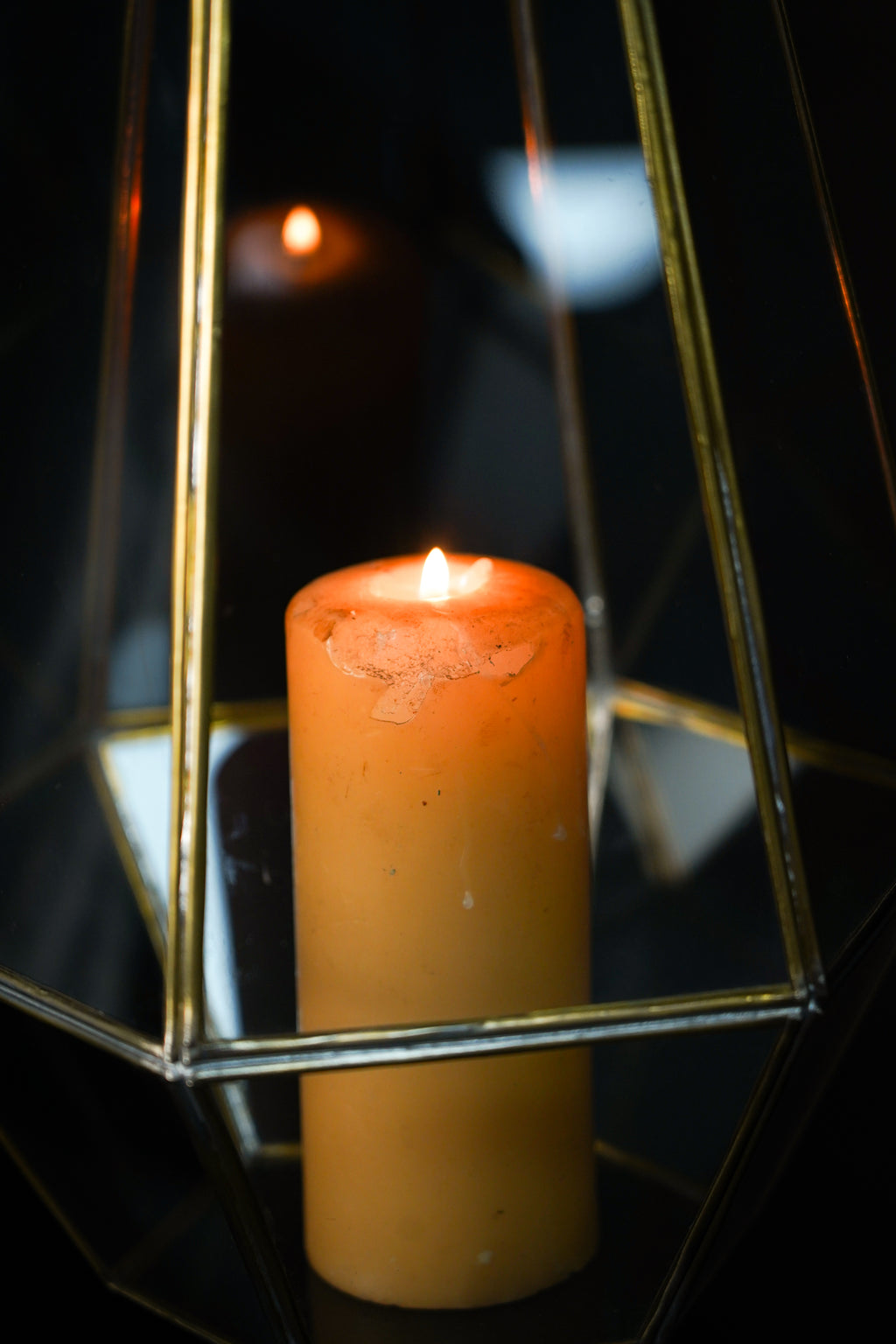 Geometric glass candle lantern