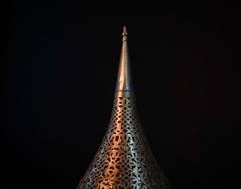 Moroccan Pierced Brass Table Lamp – Handmade Oriental Light